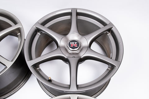 Nissan Skyline R34 GTR 18" 9J +30 (5x114.3)