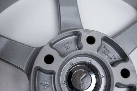 Yokohama AVS Model 6 17" 9J +35, 8J +35 (5x114.3)