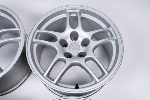 Nissan Skyline R33 GTR 17" 9J +30 (5x114.3)