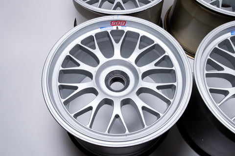 BBS RE022 18" 13J Magnesium Center Lock Wheels