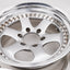 Bridgestone Conquest 18" 9JJ +1 (6x139.7)